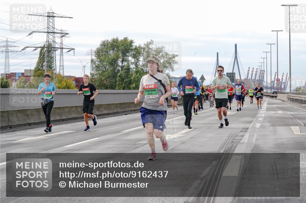 03.10.2025 - Köhlbrandbrückenlauf Michael Burmester http://msf.ph/oto/9162437 03.10.2025 16:05:34 Position 3 8098 meine-sportfotos.de