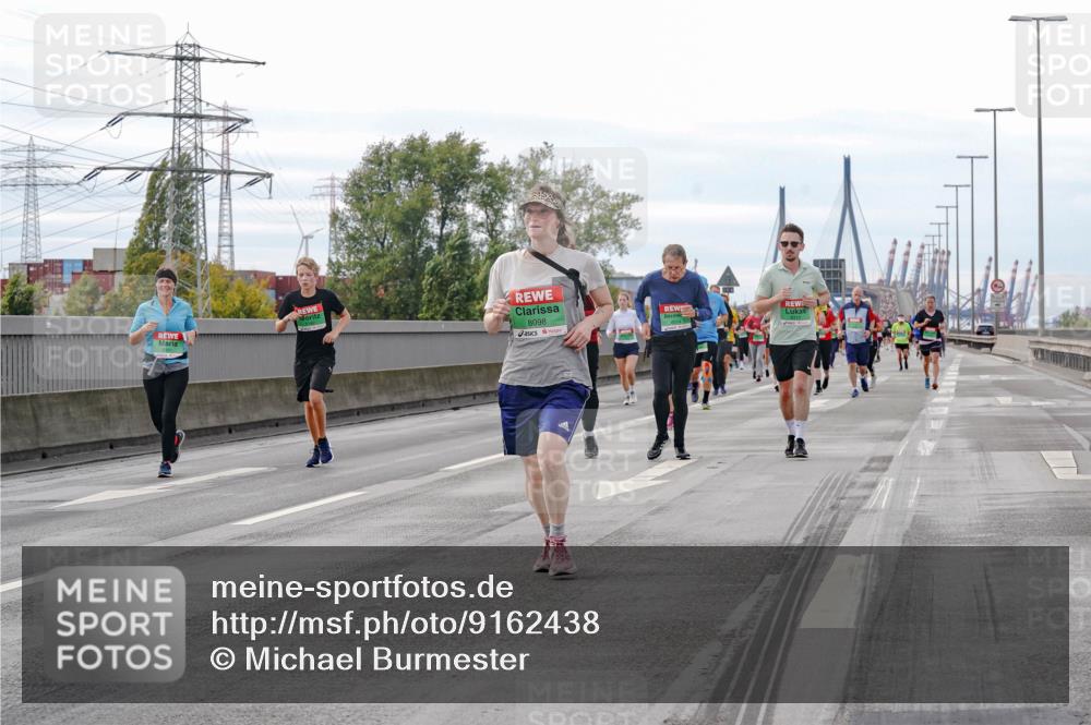 03.10.2025 - Köhlbrandbrückenlauf Michael Burmester http://msf.ph/oto/9162438 03.10.2025 16:05:34 Position 3 8098 meine-sportfotos.de