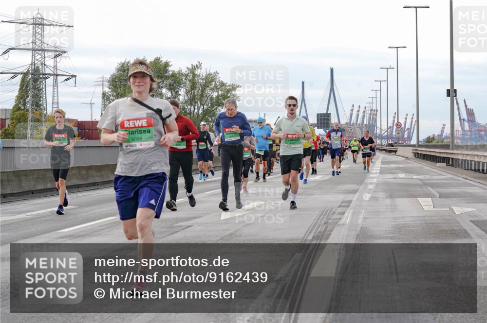 03.10.2025 - Köhlbrandbrückenlauf Michael Burmester http://msf.ph/oto/9162439 03.10.2025 16:05:35 Position 3 8098 meine-sportfotos.de
