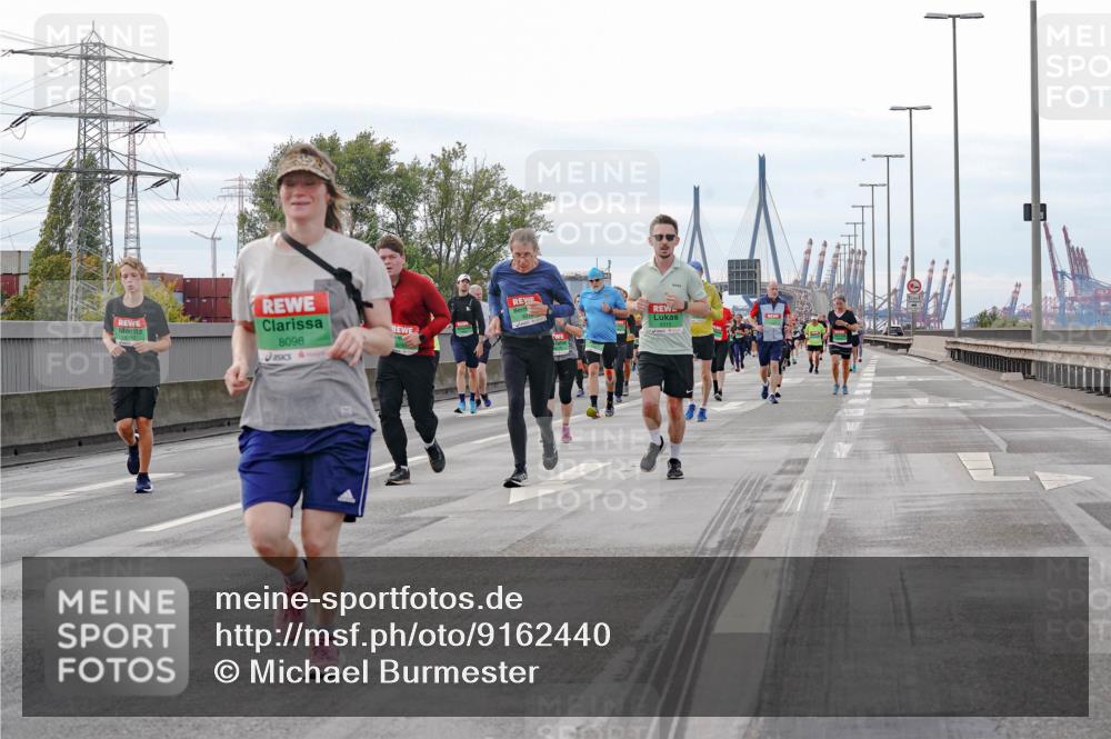 03.10.2025 - Köhlbrandbrückenlauf Michael Burmester http://msf.ph/oto/9162440 03.10.2025 16:05:35 Position 3 8098 meine-sportfotos.de