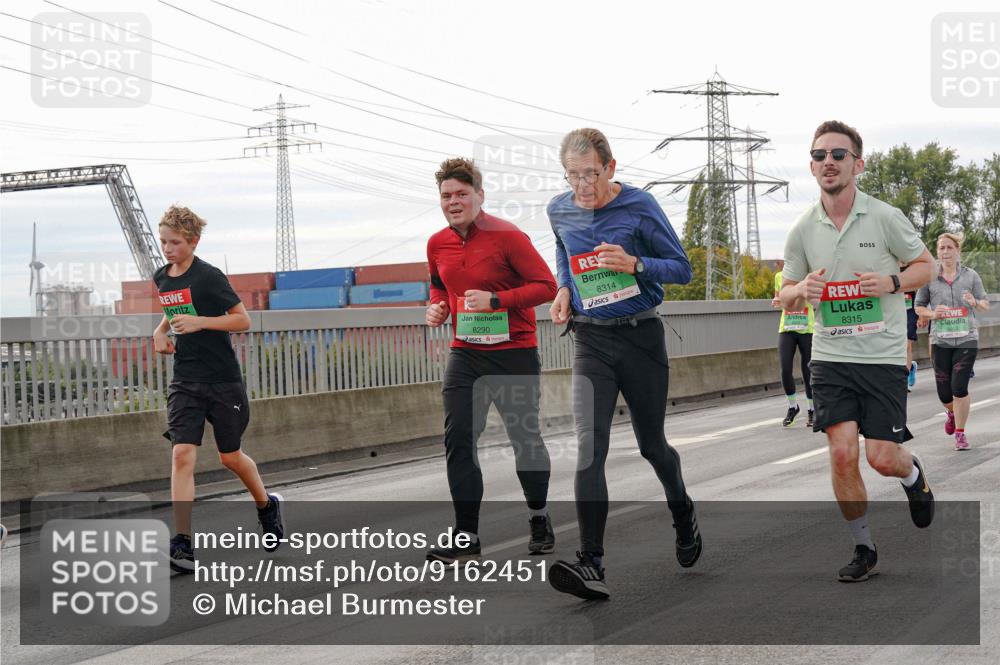 03.10.2025 - Köhlbrandbrückenlauf Michael Burmester http://msf.ph/oto/9162451 03.10.2025 16:05:39 Position 3 8290, 8314, 8315 meine-sportfotos.de