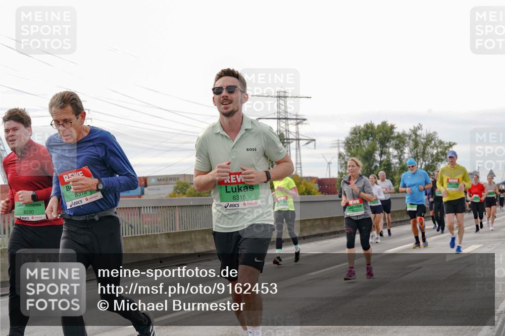 03.10.2025 - Köhlbrandbrückenlauf Michael Burmester http://msf.ph/oto/9162453 03.10.2025 16:05:39 Position 3 8290, 8314, 8315 meine-sportfotos.de