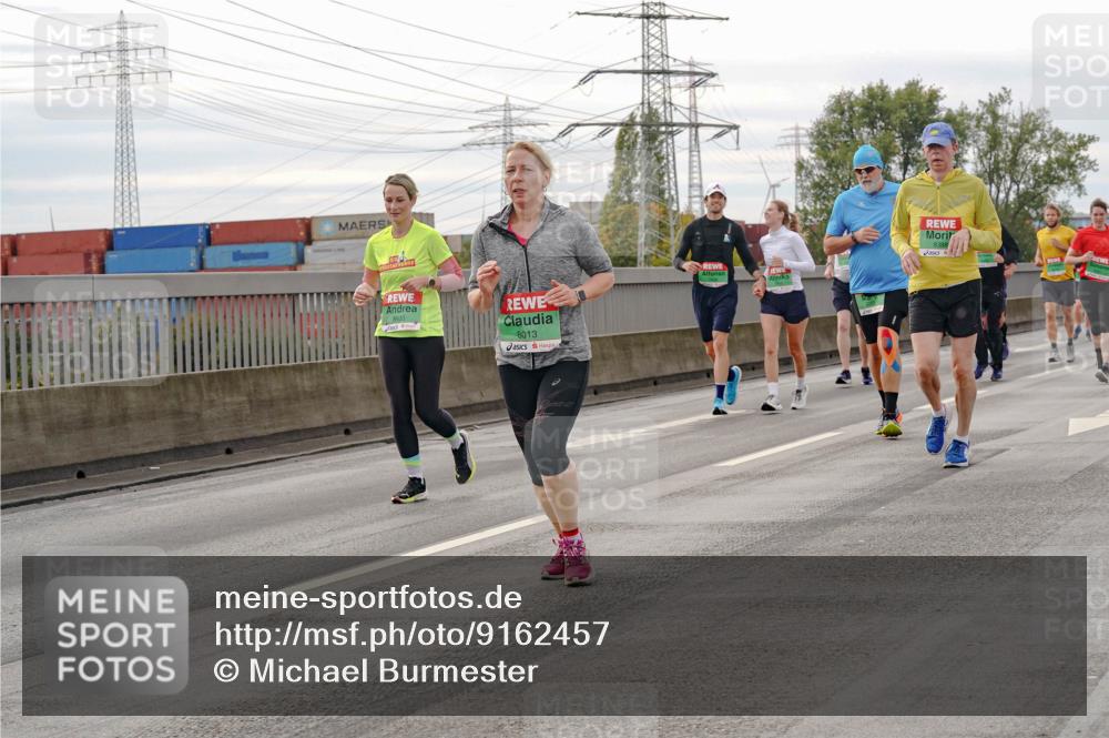 03.10.2025 - Köhlbrandbrückenlauf Michael Burmester http://msf.ph/oto/9162457 03.10.2025 16:05:41 Position 3 8933, 8013 meine-sportfotos.de