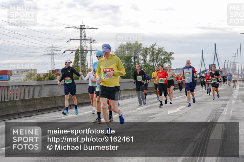 03.10.2025 - Köhlbrandbrückenlauf Michael Burmester http://msf.ph/oto/9162461 03.10.2025 16:05:42 Position 3  meine-sportfotos.de