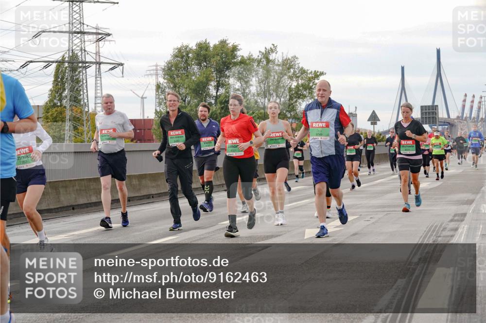 03.10.2025 - Köhlbrandbrückenlauf Michael Burmester http://msf.ph/oto/9162463 03.10.2025 16:05:43 Position 3 7853, 9749, 7779, 8321, 8325 meine-sportfotos.de