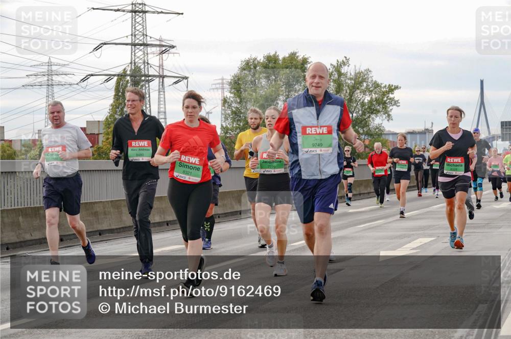 03.10.2025 - Köhlbrandbrückenlauf Michael Burmester http://msf.ph/oto/9162469 03.10.2025 16:05:45 Position 3 3617, 8480, 8321, 7779, 9749, 8325 meine-sportfotos.de