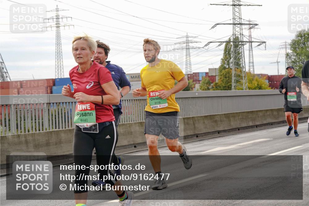 03.10.2025 - Köhlbrandbrückenlauf Michael Burmester http://msf.ph/oto/9162477 03.10.2025 16:05:49 Position 3 8440, 8119 meine-sportfotos.de