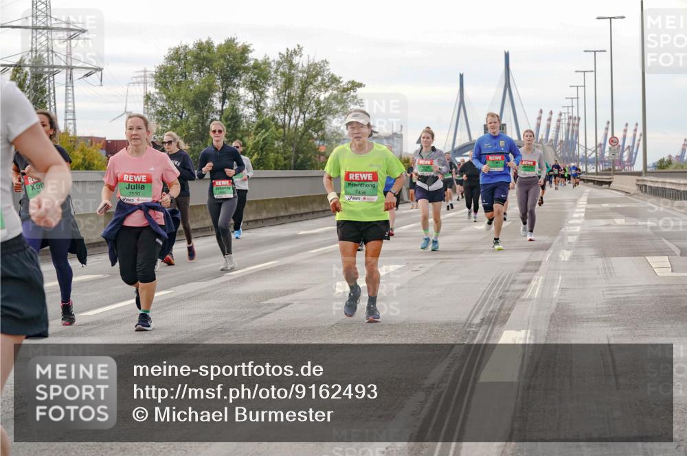 03.10.2025 - Köhlbrandbrückenlauf Michael Burmester http://msf.ph/oto/9162493 03.10.2025 16:05:56 Position 3 7550, 7436 meine-sportfotos.de