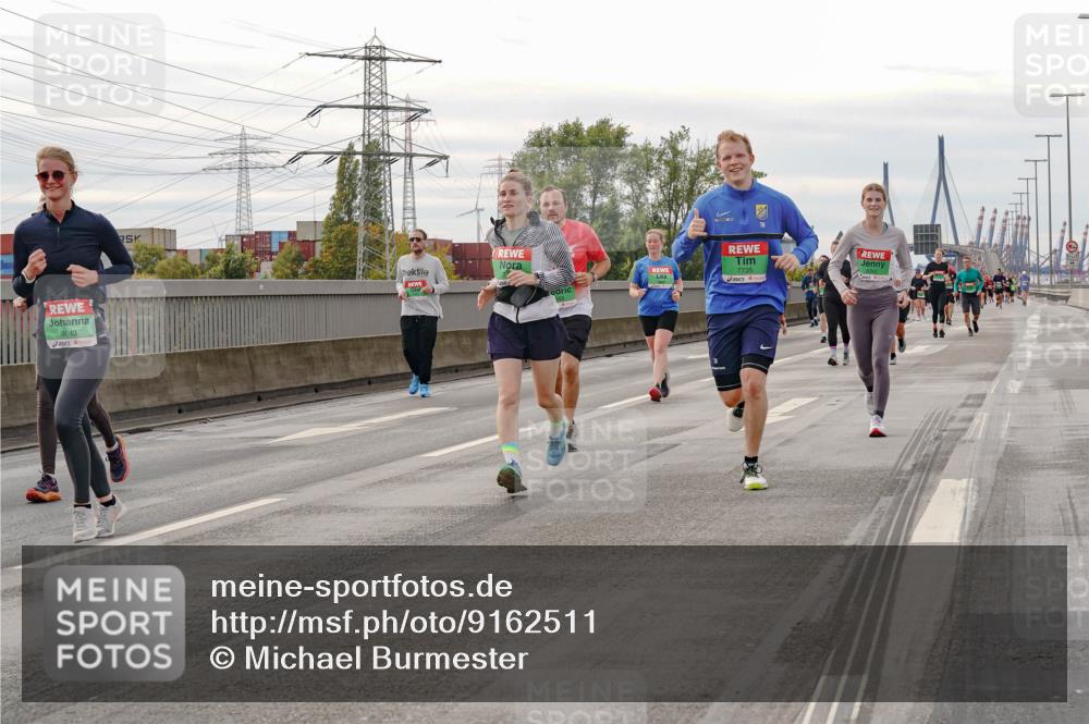 03.10.2025 - Köhlbrandbrückenlauf Michael Burmester http://msf.ph/oto/9162511 03.10.2025 16:06:00 Position 3 9043, 7735 meine-sportfotos.de