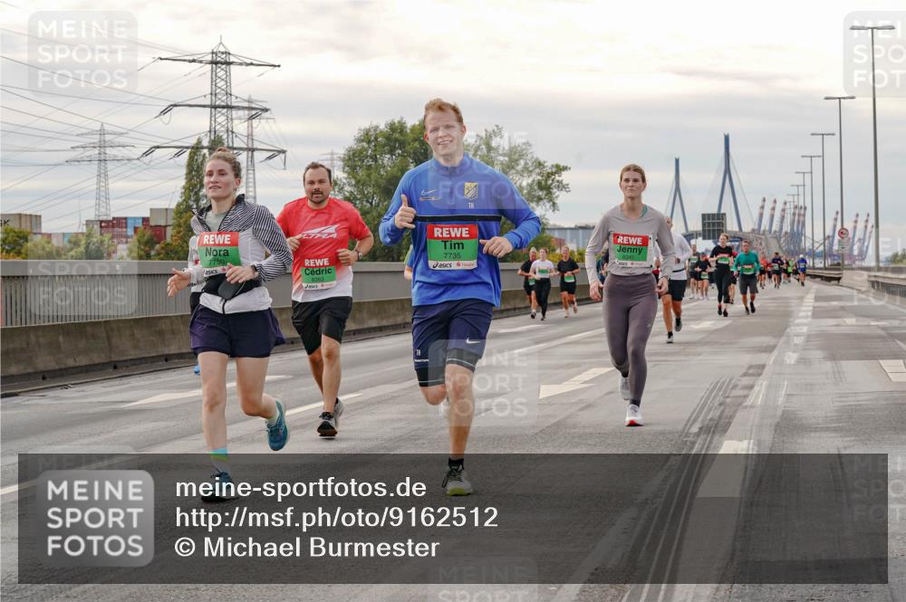 03.10.2025 - Köhlbrandbrückenlauf Michael Burmester http://msf.ph/oto/9162512 03.10.2025 16:06:01 Position 3 7750, 7735 meine-sportfotos.de