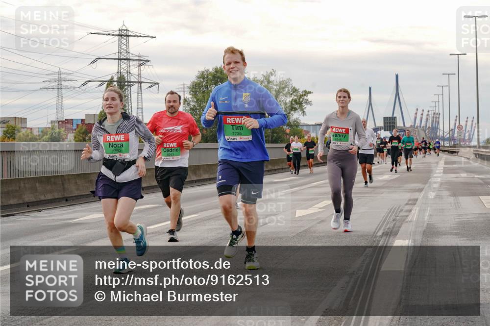 03.10.2025 - Köhlbrandbrückenlauf Michael Burmester http://msf.ph/oto/9162513 03.10.2025 16:06:01 Position 3 7750, 8263, 7735, 8345 meine-sportfotos.de
