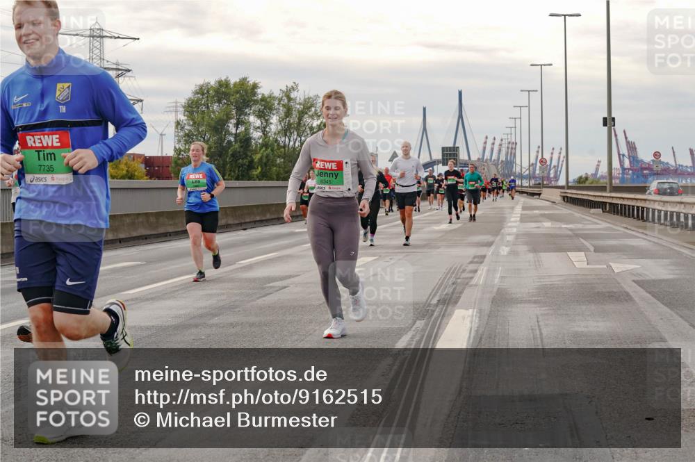 03.10.2025 - Köhlbrandbrückenlauf Michael Burmester http://msf.ph/oto/9162515 03.10.2025 16:06:02 Position 3 7735, 8345 meine-sportfotos.de