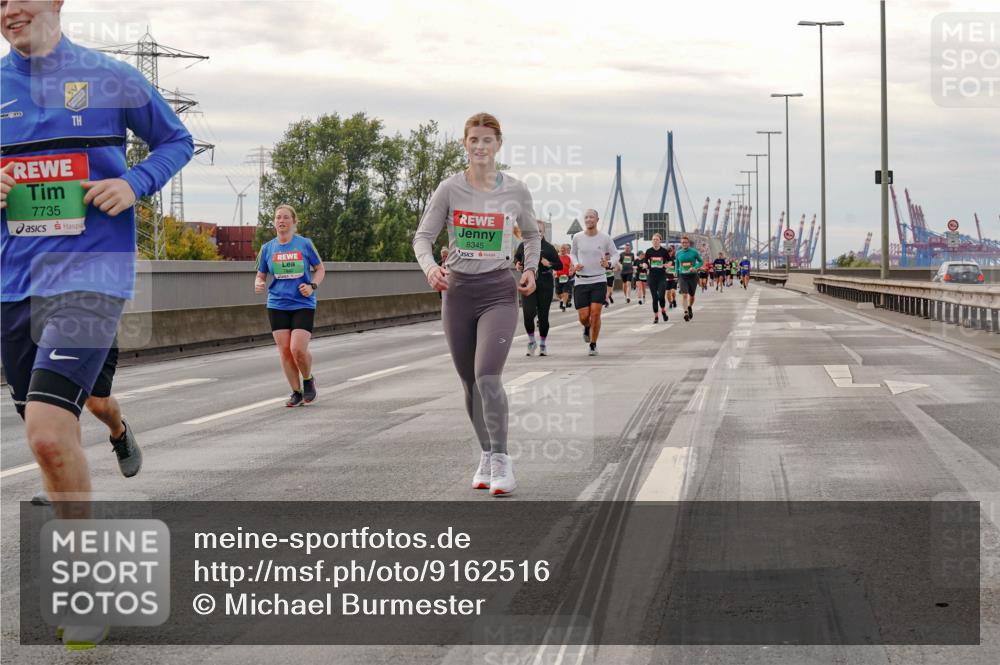 03.10.2025 - Köhlbrandbrückenlauf Michael Burmester http://msf.ph/oto/9162516 03.10.2025 16:06:02 Position 3 7735, 8345 meine-sportfotos.de