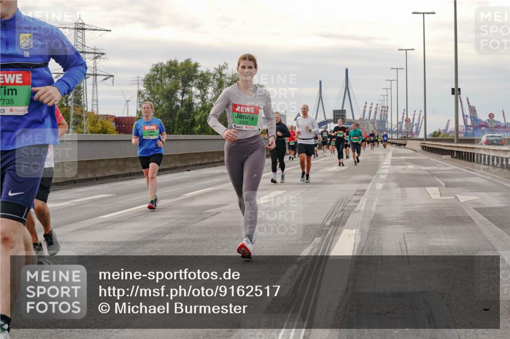 03.10.2025 - Köhlbrandbrückenlauf Michael Burmester http://msf.ph/oto/9162517 03.10.2025 16:06:02 Position 3 735, 8345 meine-sportfotos.de