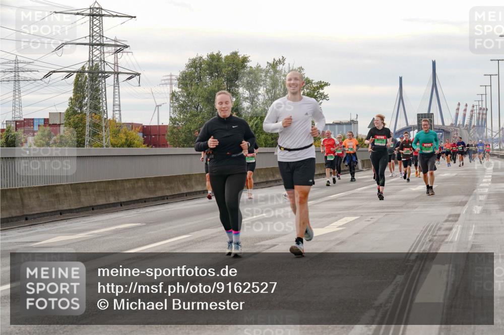 03.10.2025 - Köhlbrandbrückenlauf Michael Burmester http://msf.ph/oto/9162527 03.10.2025 16:06:07 Position 3  meine-sportfotos.de