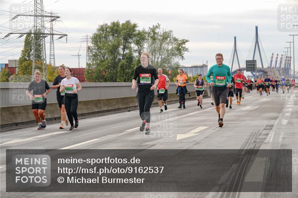 03.10.2025 - Köhlbrandbrückenlauf Michael Burmester http://msf.ph/oto/9162537 03.10.2025 16:06:10 Position 3  meine-sportfotos.de