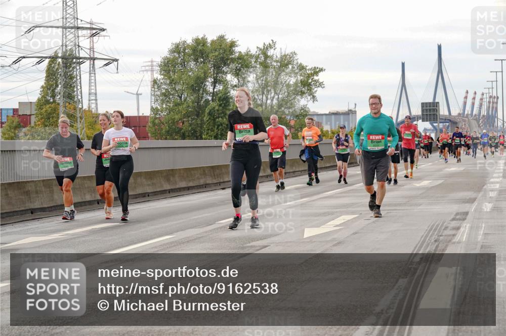 03.10.2025 - Köhlbrandbrückenlauf Michael Burmester http://msf.ph/oto/9162538 03.10.2025 16:06:10 Position 3 8319 meine-sportfotos.de