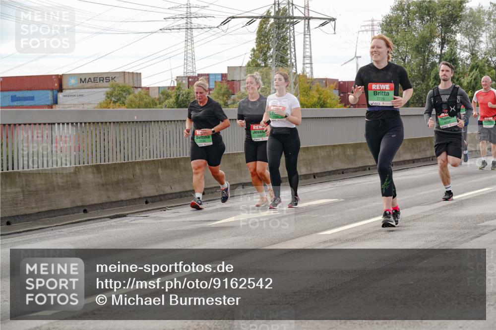 03.10.2025 - Köhlbrandbrückenlauf Michael Burmester http://msf.ph/oto/9162542 03.10.2025 16:06:11 Position 3 7746, 7776 meine-sportfotos.de