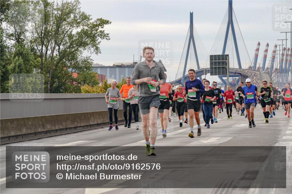 03.10.2025 - Köhlbrandbrückenlauf Michael Burmester http://msf.ph/oto/9162576 03.10.2025 16:06:23 Position 3  meine-sportfotos.de