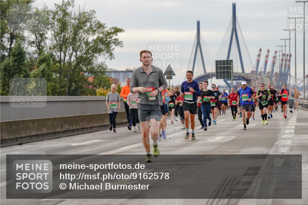 03.10.2025 - Köhlbrandbrückenlauf Michael Burmester http://msf.ph/oto/9162578 03.10.2025 16:06:24 Position 3  meine-sportfotos.de