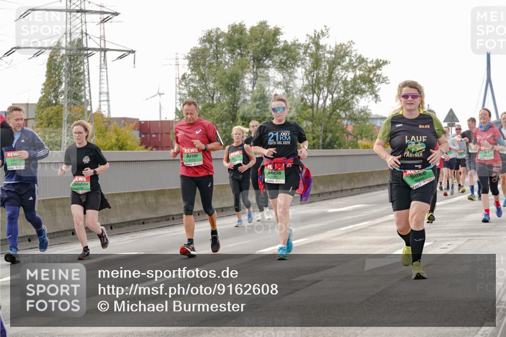 03.10.2025 - Köhlbrandbrückenlauf Michael Burmester http://msf.ph/oto/9162608 03.10.2025 16:06:40 Position 3 8574, 097, 7664, 8806 meine-sportfotos.de