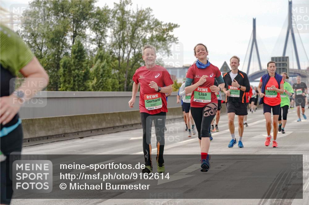 03.10.2025 - Köhlbrandbrückenlauf Michael Burmester http://msf.ph/oto/9162614 03.10.2025 16:06:43 Position 3 7563, 7574, 9497, 9498 meine-sportfotos.de