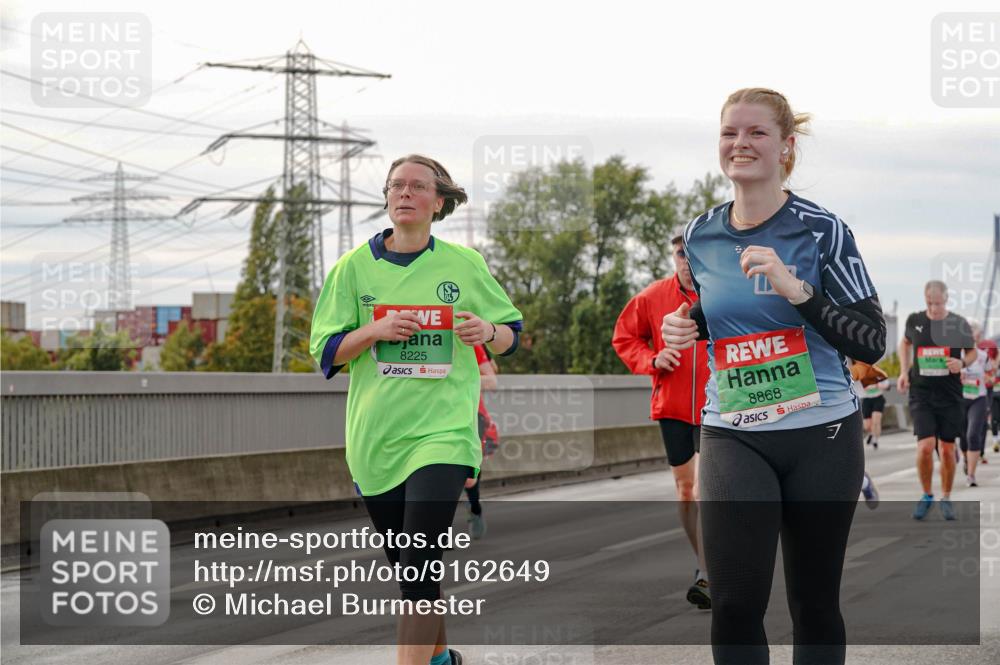 03.10.2025 - Köhlbrandbrückenlauf Michael Burmester http://msf.ph/oto/9162649 03.10.2025 16:06:56 Position 3 8225, 8868 meine-sportfotos.de