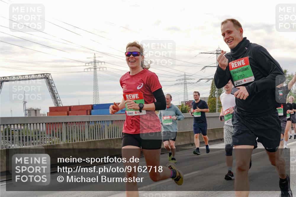 03.10.2025 - Köhlbrandbrückenlauf Michael Burmester http://msf.ph/oto/9162718 03.10.2025 16:07:18 Position 3 8037, 8752 meine-sportfotos.de