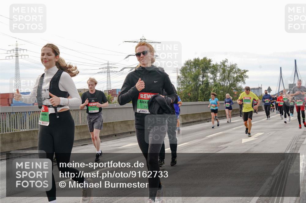 03.10.2025 - Köhlbrandbrückenlauf Michael Burmester http://msf.ph/oto/9162733 03.10.2025 16:07:24 Position 3 155, 79 meine-sportfotos.de