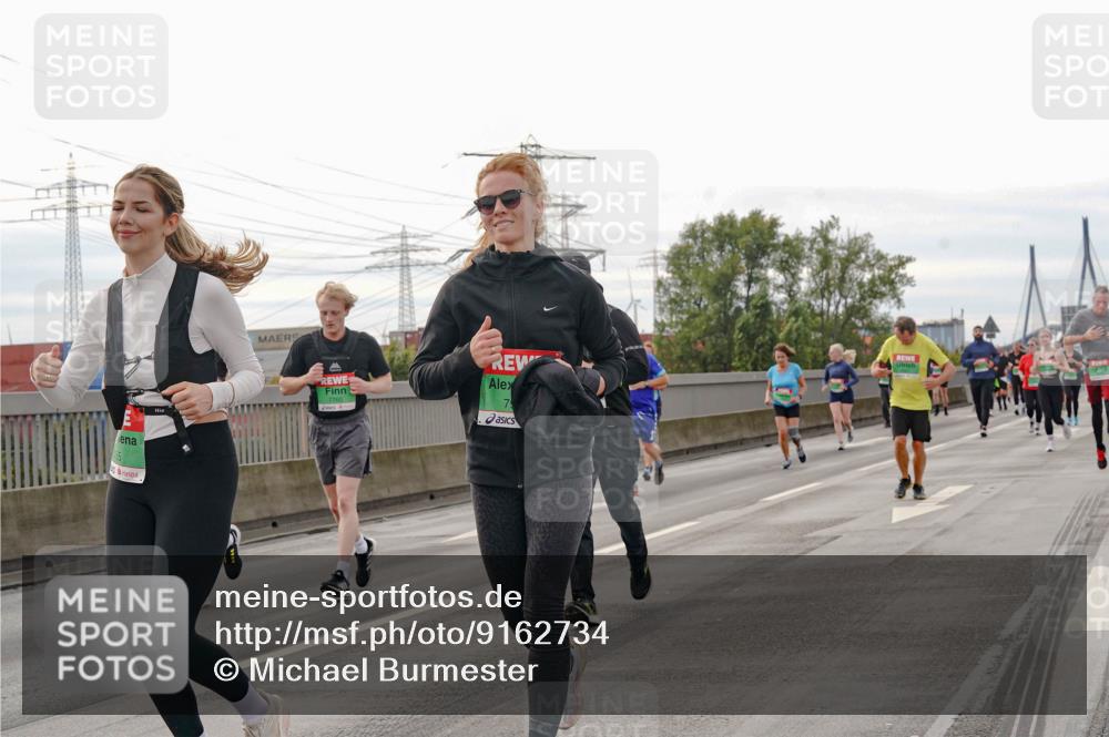 03.10.2025 - Köhlbrandbrückenlauf Michael Burmester http://msf.ph/oto/9162734 03.10.2025 16:07:24 Position 3 7760, 7 meine-sportfotos.de