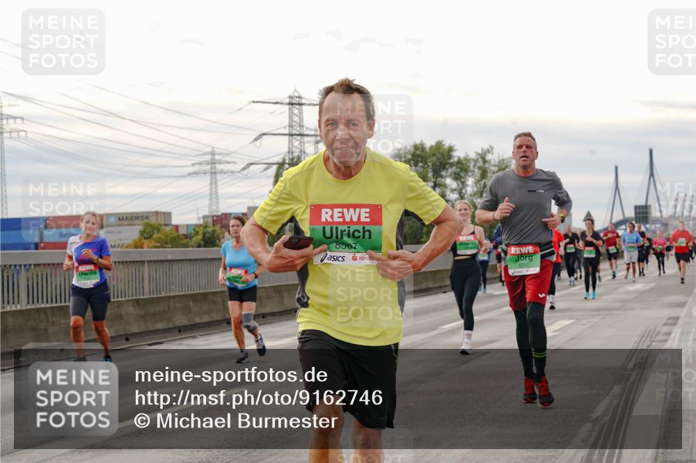 03.10.2025 - Köhlbrandbrückenlauf Michael Burmester http://msf.ph/oto/9162746 03.10.2025 16:07:29 Position 3 8507, 9297 meine-sportfotos.de