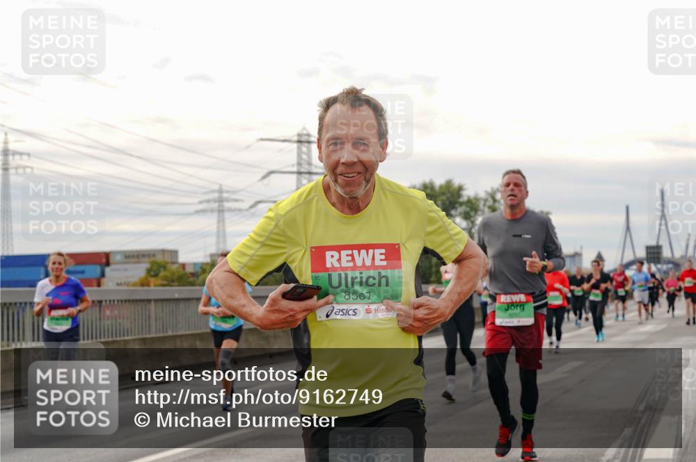 03.10.2025 - Köhlbrandbrückenlauf Michael Burmester http://msf.ph/oto/9162749 03.10.2025 16:07:29 Position 3 8507 meine-sportfotos.de