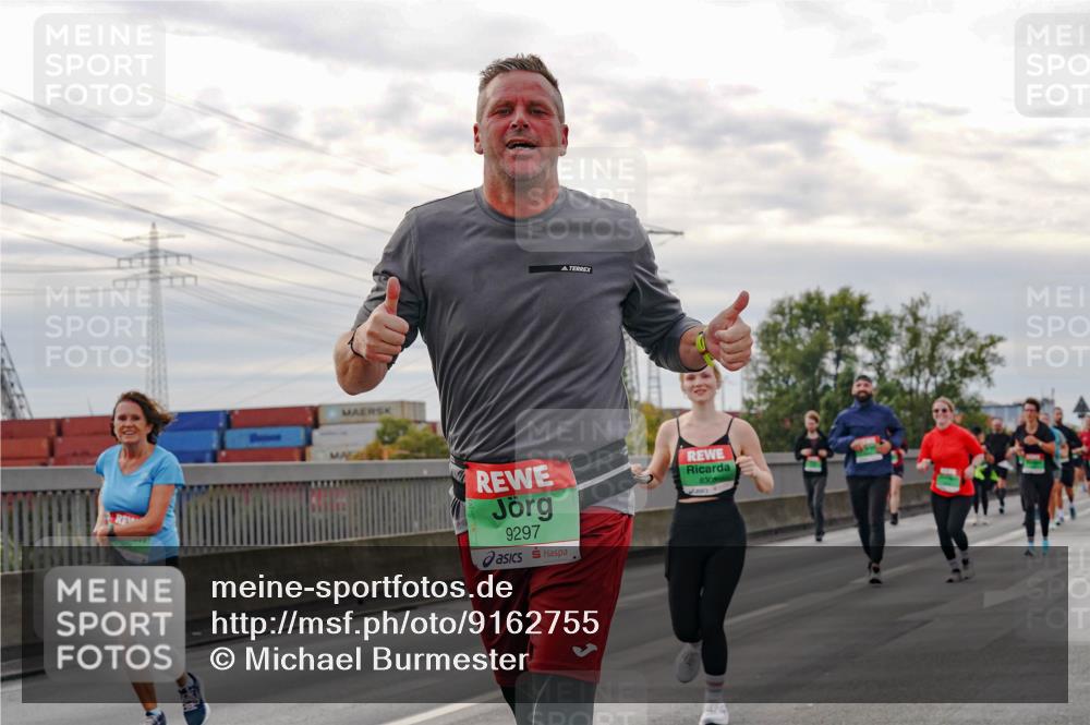 03.10.2025 - Köhlbrandbrückenlauf Michael Burmester http://msf.ph/oto/9162755 03.10.2025 16:07:31 Position 3 9297, 830 meine-sportfotos.de