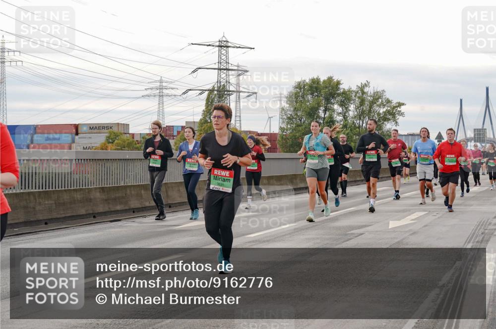 03.10.2025 - Köhlbrandbrückenlauf Michael Burmester http://msf.ph/oto/9162776 03.10.2025 16:07:36 Position 3 9631 meine-sportfotos.de