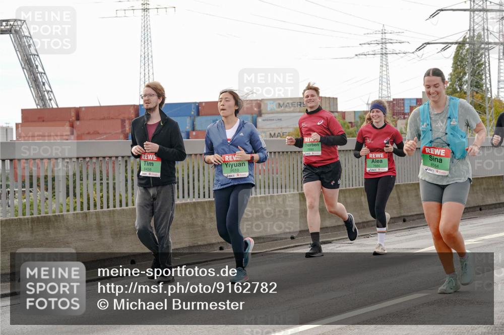03.10.2025 - Köhlbrandbrückenlauf Michael Burmester http://msf.ph/oto/9162782 03.10.2025 16:07:39 Position 3 8458, 9510, 7690, 7680, 8584 meine-sportfotos.de