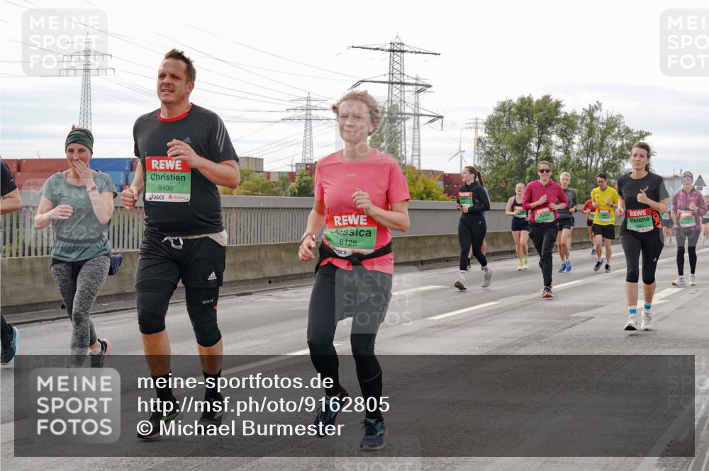 03.10.2025 - Köhlbrandbrückenlauf Michael Burmester http://msf.ph/oto/9162805 03.10.2025 16:07:45 Position 3 8406, 8125 meine-sportfotos.de