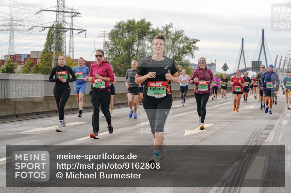 03.10.2025 - Köhlbrandbrückenlauf Michael Burmester http://msf.ph/oto/9162808 03.10.2025 16:07:47 Position 3 9, 7536, 8595, 8452 meine-sportfotos.de