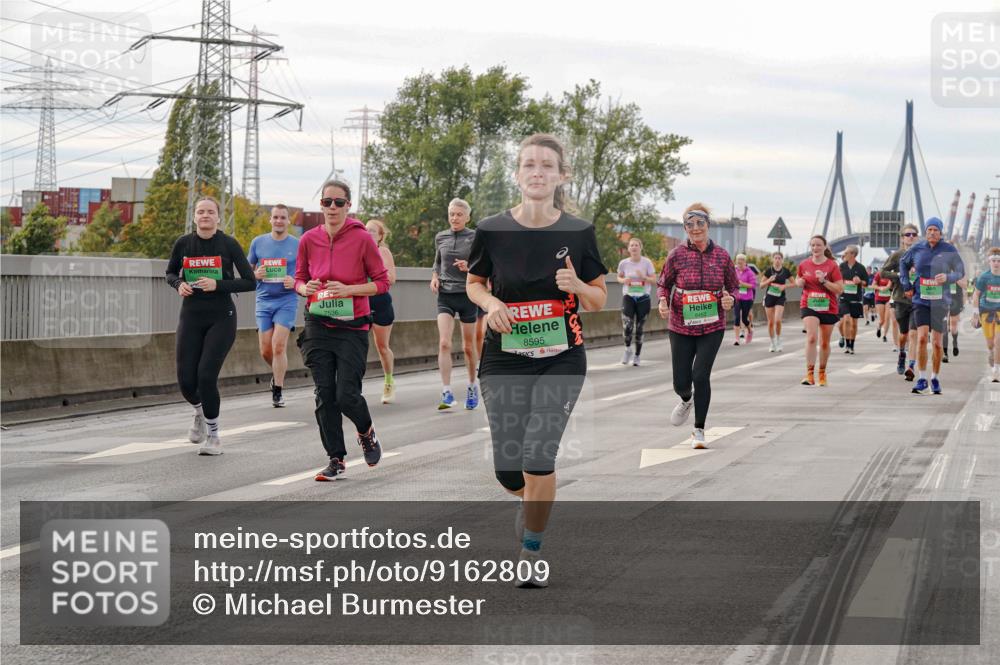 03.10.2025 - Köhlbrandbrückenlauf Michael Burmester http://msf.ph/oto/9162809 03.10.2025 16:07:47 Position 3 7536, 8595 meine-sportfotos.de