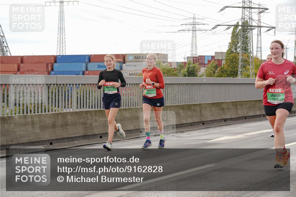 03.10.2025 - Köhlbrandbrückenlauf Michael Burmester http://msf.ph/oto/9162828 03.10.2025 16:07:55 Position 3 9615, 9616, 8187 meine-sportfotos.de