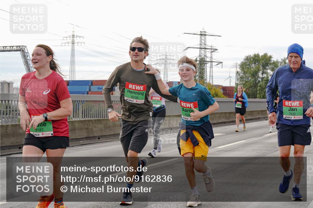 03.10.2025 - Köhlbrandbrückenlauf Michael Burmester http://msf.ph/oto/9162836 03.10.2025 16:07:57 Position 3 8187, 8238, 823, 7632 meine-sportfotos.de