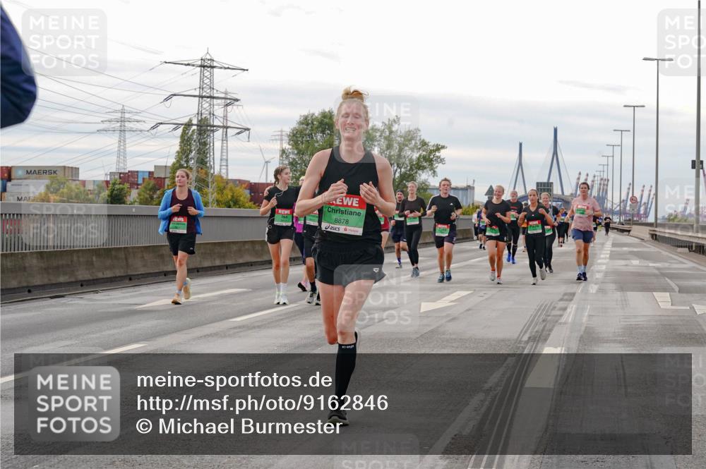 03.10.2025 - Köhlbrandbrückenlauf Michael Burmester http://msf.ph/oto/9162846 03.10.2025 16:07:59 Position 3 8878 meine-sportfotos.de