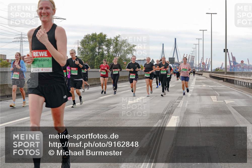 03.10.2025 - Köhlbrandbrückenlauf Michael Burmester http://msf.ph/oto/9162848 03.10.2025 16:08:00 Position 3 8878 meine-sportfotos.de