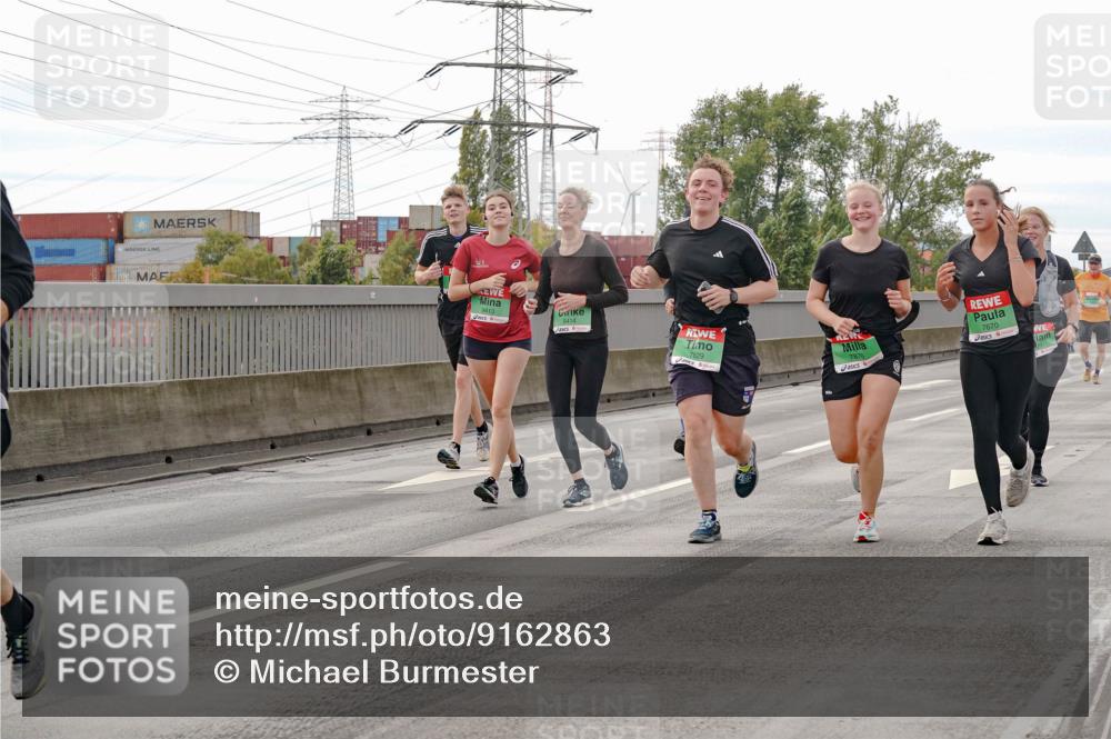 03.10.2025 - Köhlbrandbrückenlauf Michael Burmester http://msf.ph/oto/9162863 03.10.2025 16:08:04 Position 3 9413, 9414, 7829, 7670 meine-sportfotos.de