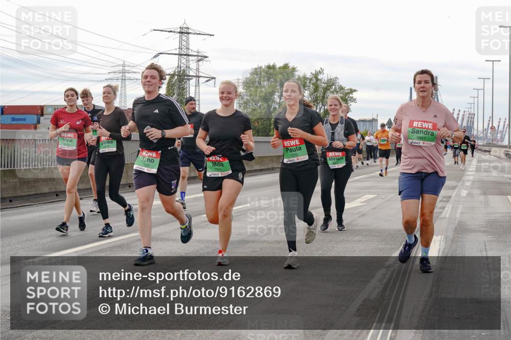 03.10.2025 - Köhlbrandbrückenlauf Michael Burmester http://msf.ph/oto/9162869 03.10.2025 16:08:05 Position 3 9413, 9414, 7829, 7876, 7670, 9517 meine-sportfotos.de