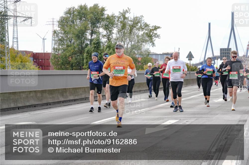 03.10.2025 - Köhlbrandbrückenlauf Michael Burmester http://msf.ph/oto/9162886 03.10.2025 16:08:11 Position 3 8287 meine-sportfotos.de