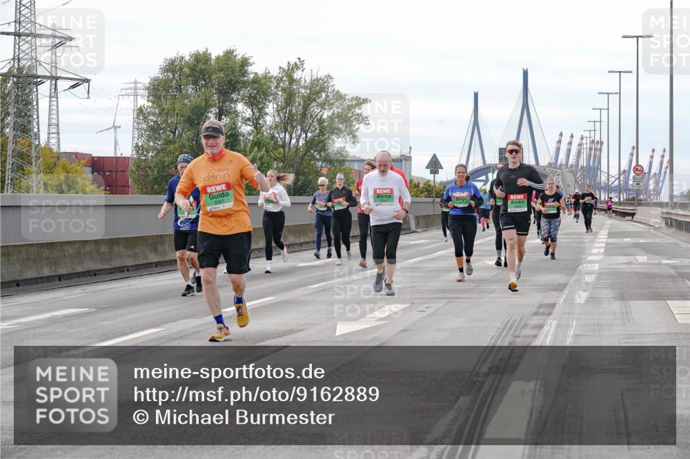 03.10.2025 - Köhlbrandbrückenlauf Michael Burmester http://msf.ph/oto/9162889 03.10.2025 16:08:12 Position 3 8287 meine-sportfotos.de