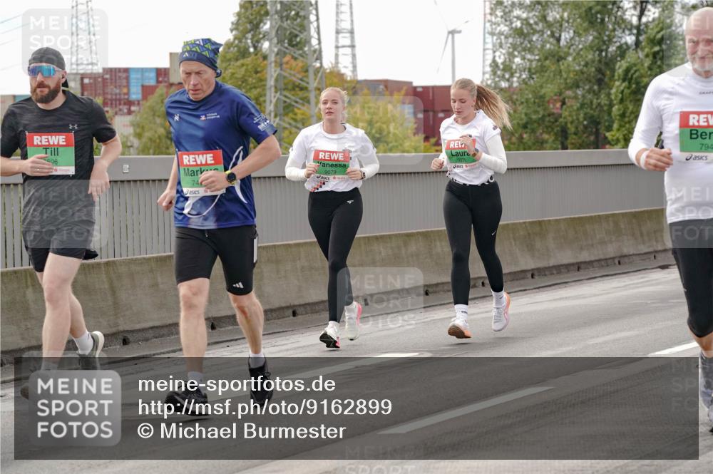 03.10.2025 - Köhlbrandbrückenlauf Michael Burmester http://msf.ph/oto/9162899 03.10.2025 16:08:16 Position 3 96, 9079, 9078, 794 meine-sportfotos.de