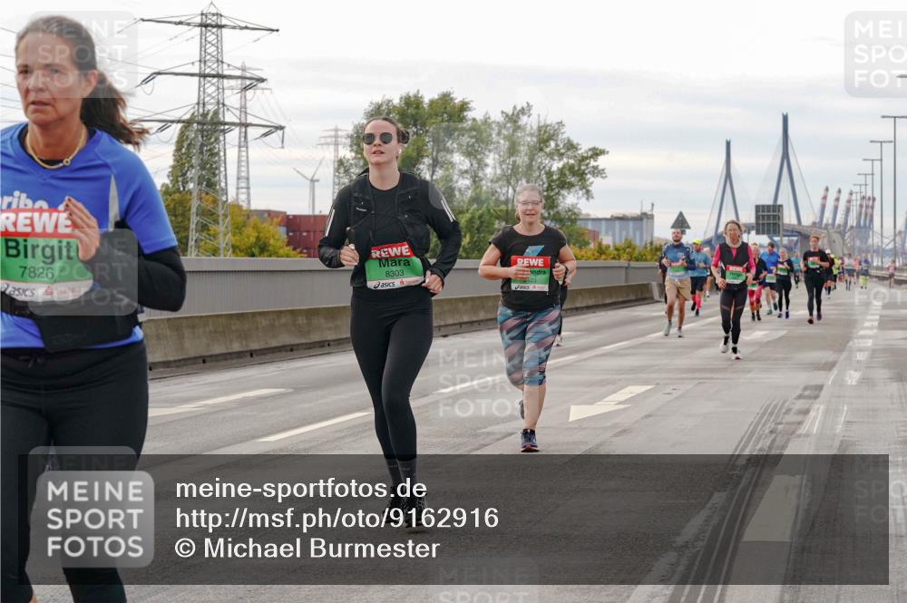 03.10.2025 - Köhlbrandbrückenlauf Michael Burmester http://msf.ph/oto/9162916 03.10.2025 16:08:21 Position 3 7826, 8303 meine-sportfotos.de