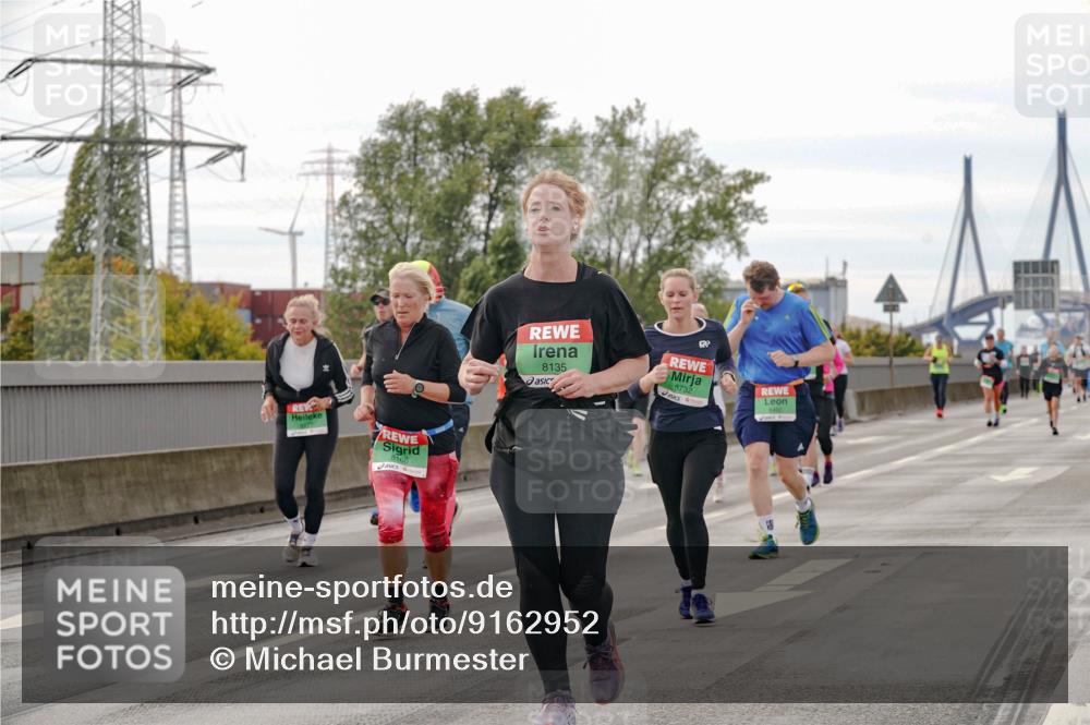 03.10.2025 - Köhlbrandbrückenlauf Michael Burmester http://msf.ph/oto/9162952 03.10.2025 16:08:34 Position 3 8166, 8135, 8732 meine-sportfotos.de