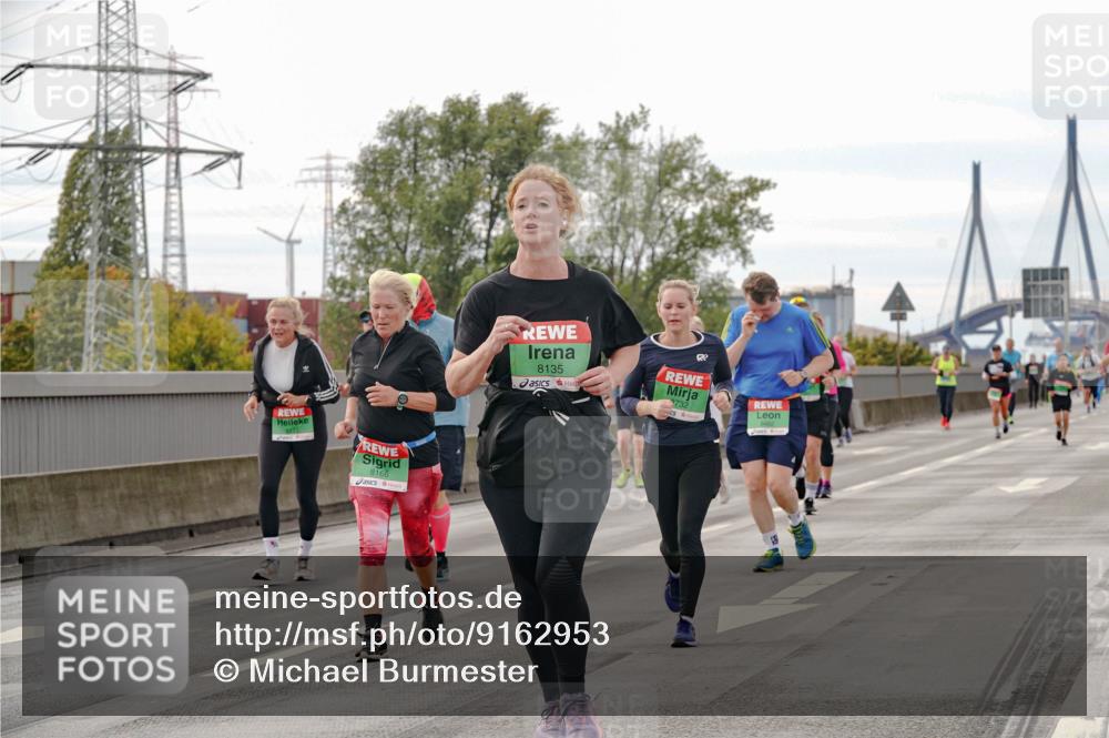 03.10.2025 - Köhlbrandbrückenlauf Michael Burmester http://msf.ph/oto/9162953 03.10.2025 16:08:35 Position 3 8166, 8135, 3732 meine-sportfotos.de